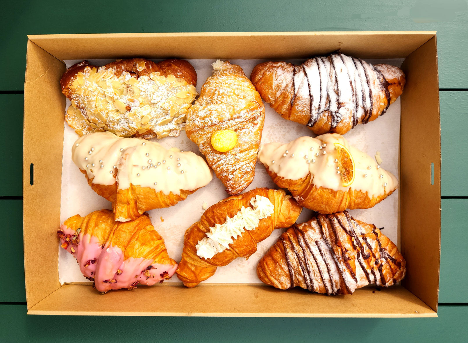 French dessert croissants